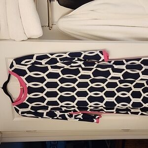 Crown and Ivy shift size 20W